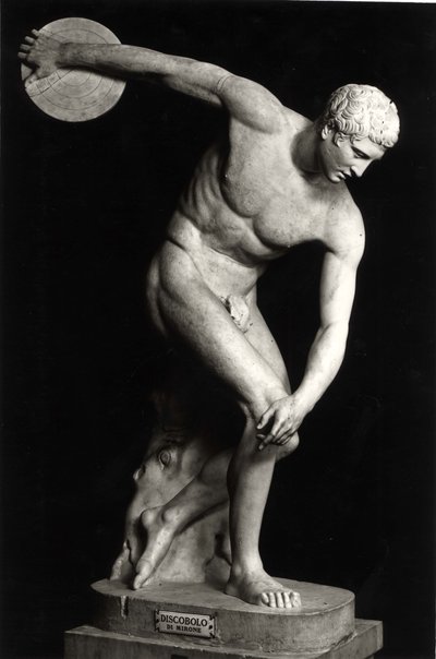 Discobolus, kopie van een bronzen origineel door Myron